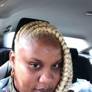 Meet your Posher, Latasha